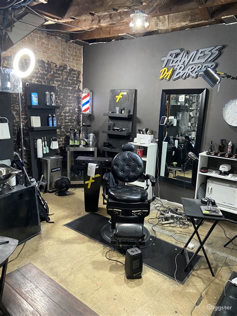 Barber studio - Evoluer Barber Studio is located in the King-Lincoln (Bronzeville) District of Columbus, right off of I-71. We are minutes away from historic landmarks such as the Lincoln Theater, Long Street Bridge, and the King Arts Complex.
